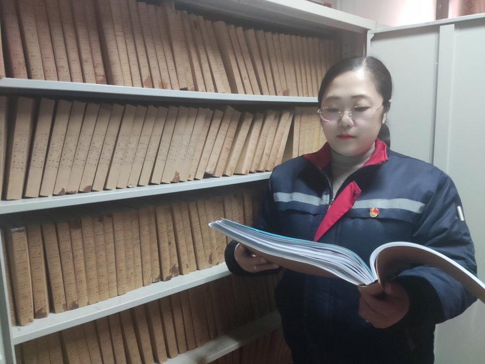 04服務標兵 盧興榮：精打細算的“財會人”_副本